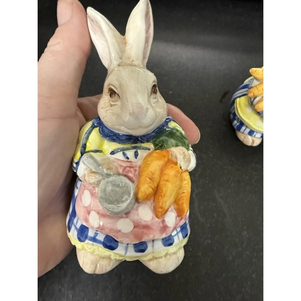 VTG Fitz & Floyd Kitchen Kousins Salt & Pepper Shakers Bakin Bunnies 1993 EASTER